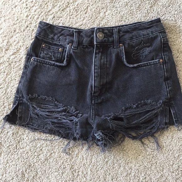 Topshop Moto mom ripped jean shorts - Picture 1 of 6